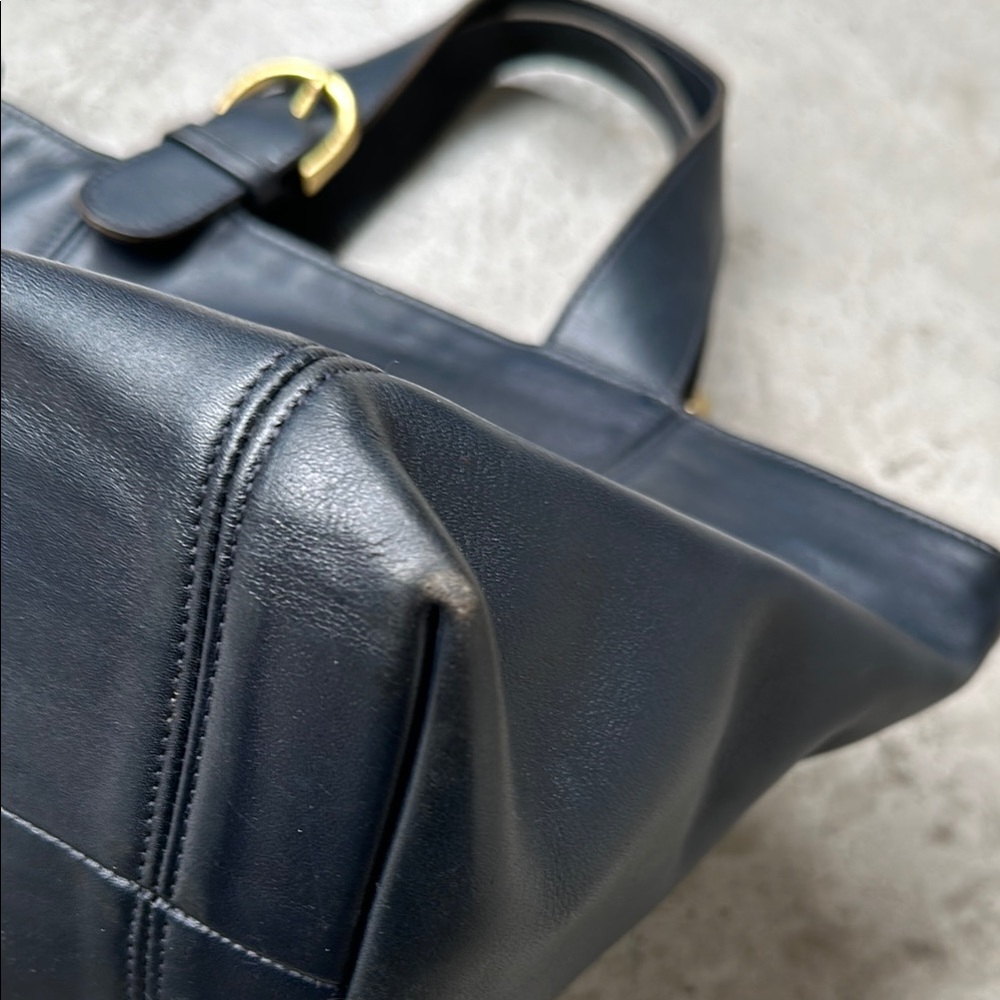 Coach vintage navy Leather Tote Bag - Picture 3 of 8